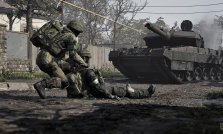 Why War Dogs Beats Every Other Seasonal Shooter Right Now