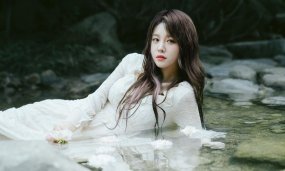 Burst Into Tear On Stream, Angel-Like YouTuber Reveals To Desire A Challenging Relationship