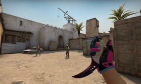 CS:GO: Fraud Faces Up To 8 Years In Jail For Stealing $1400 Knife Skin