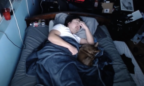 Twitch Streamer Earns Rs 11 Lakh Just For Sleeping On Stream