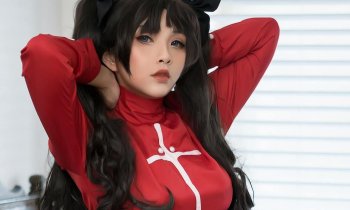 Cosplayer Hana Bunny Showing Her Smoking Hot Curves In Various Cosplays