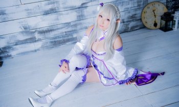 Cosplayer Saku93 Breaks The Camera With Her Gigantic Assets