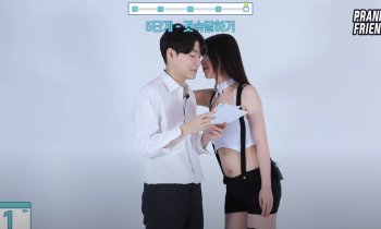 Seduced By Hot Girl, YouTuber Gives Up Math Problem Solving Challenge In A Hurry