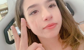 Pokimane Crying Pics To Break The Internet, Fans Left Wondering Why