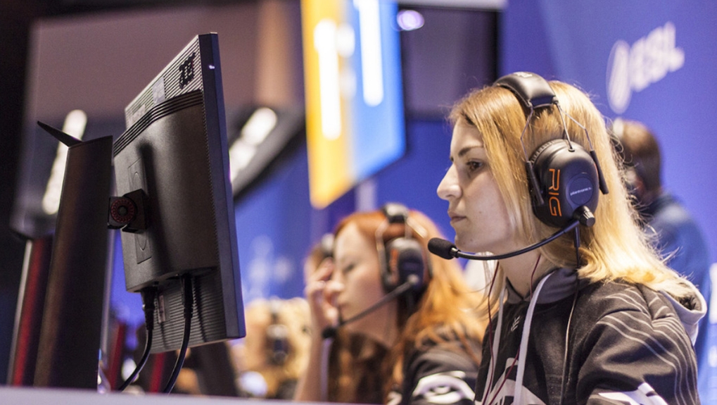 Woman-Only CS:GO Event In Asia Announced By ZOWIE