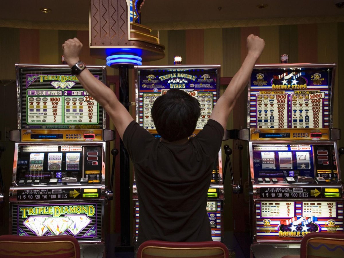 W pokies casino games