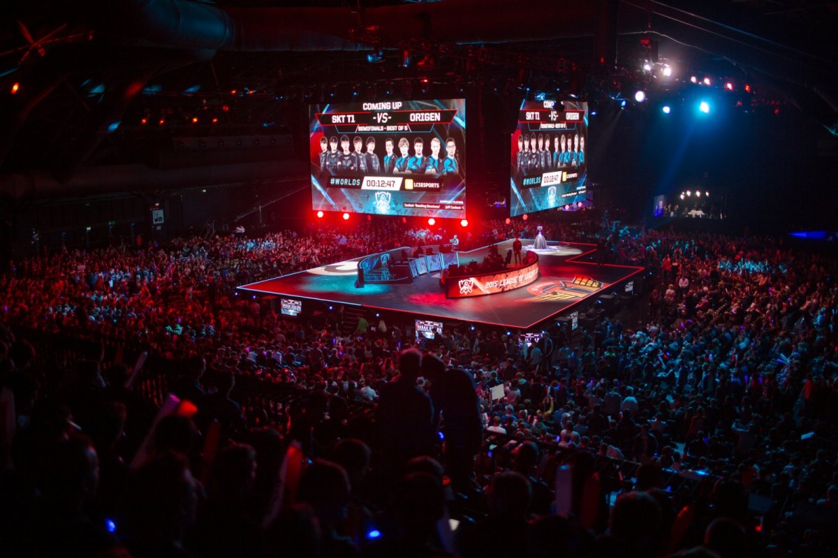 What Makes Esports So Popular?