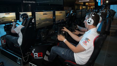 Sim Racing Expo 2015 2 1024x576