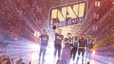 Natus Vincere Navi Starseries Shanghai Win Trophy