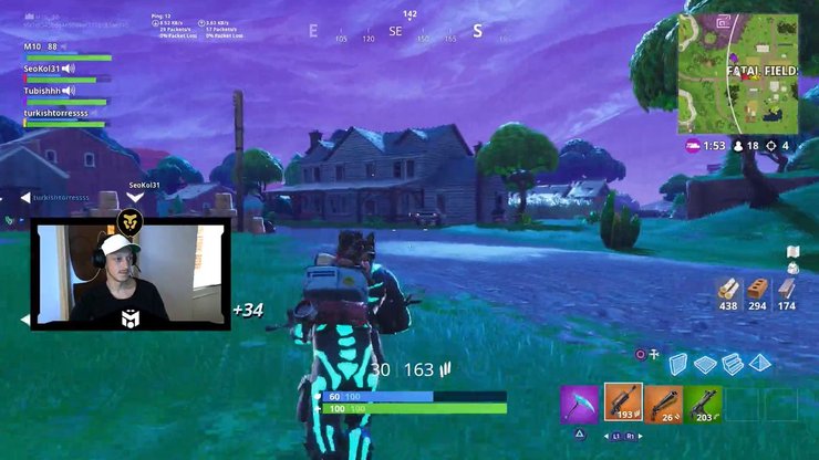 Famous footballer Mesut Özil making his first stream of Fortnite on Twitch
