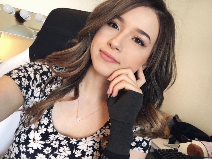 Five Most Famous Female Streamers On Twitch