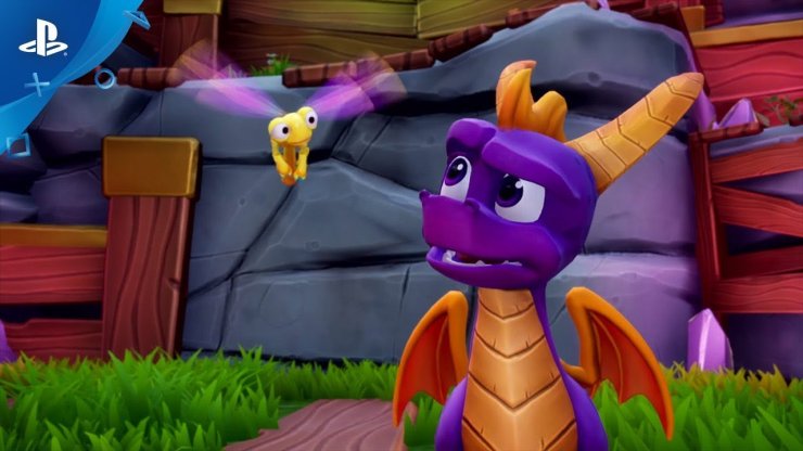 Meet Spyro and his friends since they were eggs - Sparx