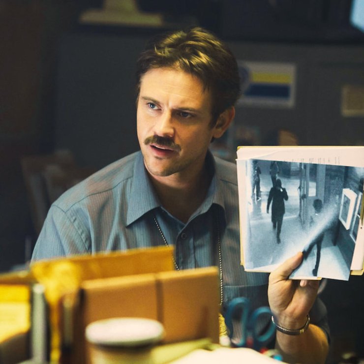 In The Shadow Of The Moon Netflix