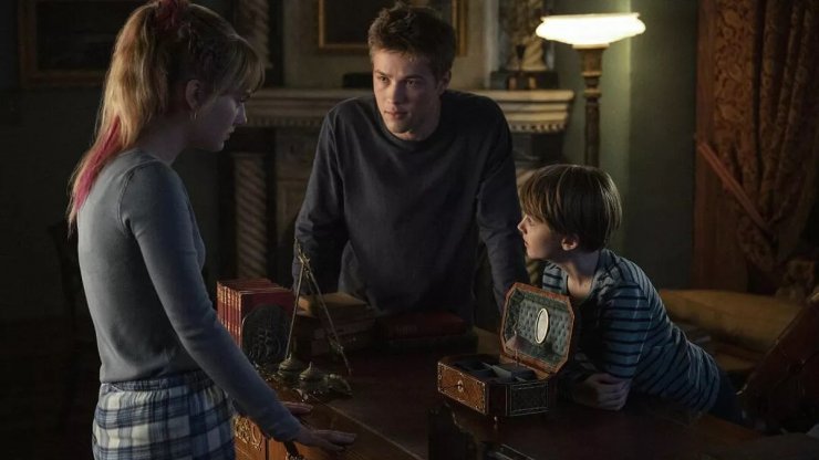 New Netflix Horror Series Locke & Key Trailer 2
