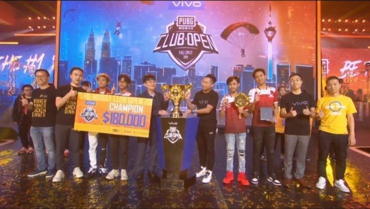 PMCO Results: Bigetron RA Got The Trophy 