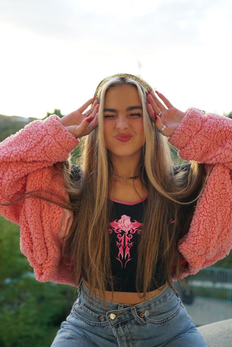 Addison Rae Estrella De Tiktok Wiki Biografia Patrimonio Edad Images