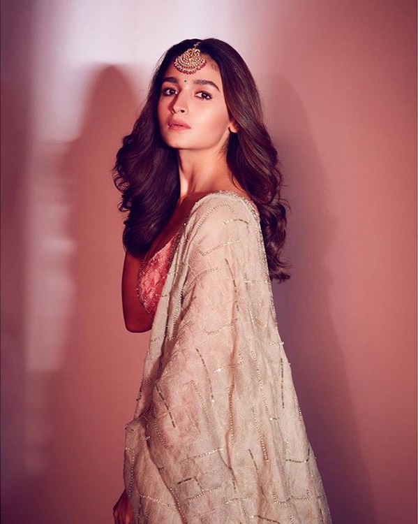 Alia Bhatt Said She Would 'be very very happy to play' Ma Anand Sheela Role