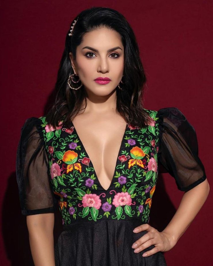 Sunny Leone 3