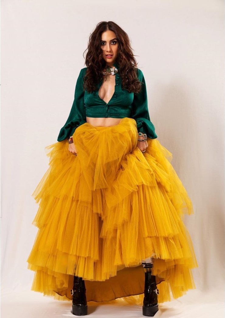 A Gorgeous Look Of Lauren Gottlieb