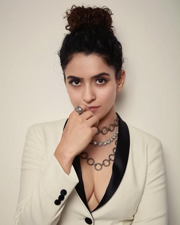 Sanya Malhotra 23