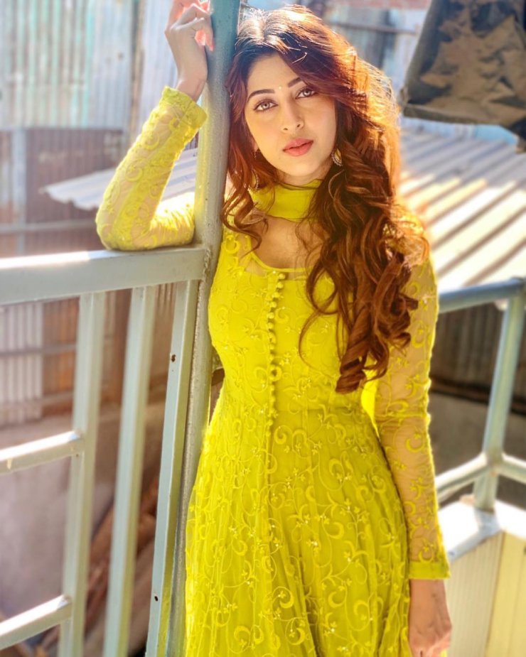 Sonarika Bhadoria Charming 7