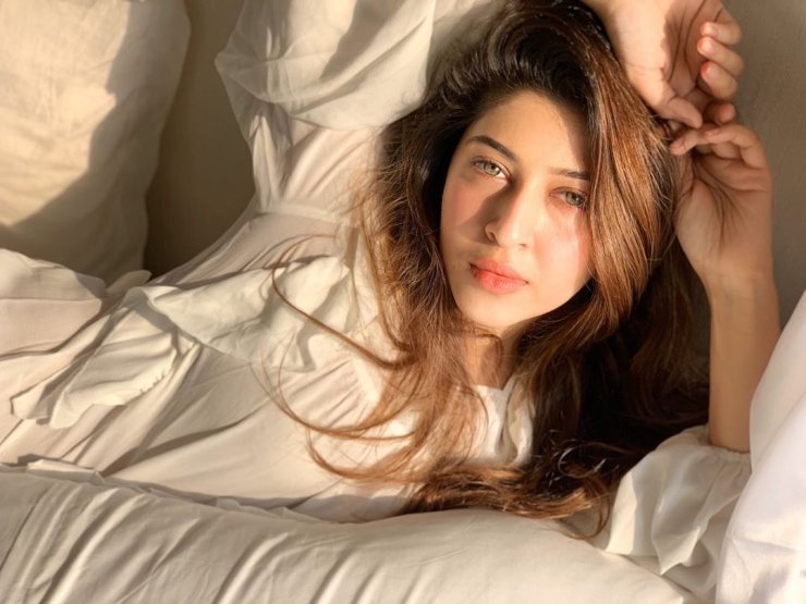 Sonarika Bhadoria Sexy 9