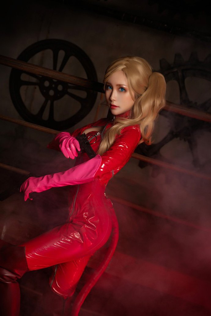 Cùng ngắm cosplay Persona 5 tuyệt đẹp đốn tim fan hâm mộ