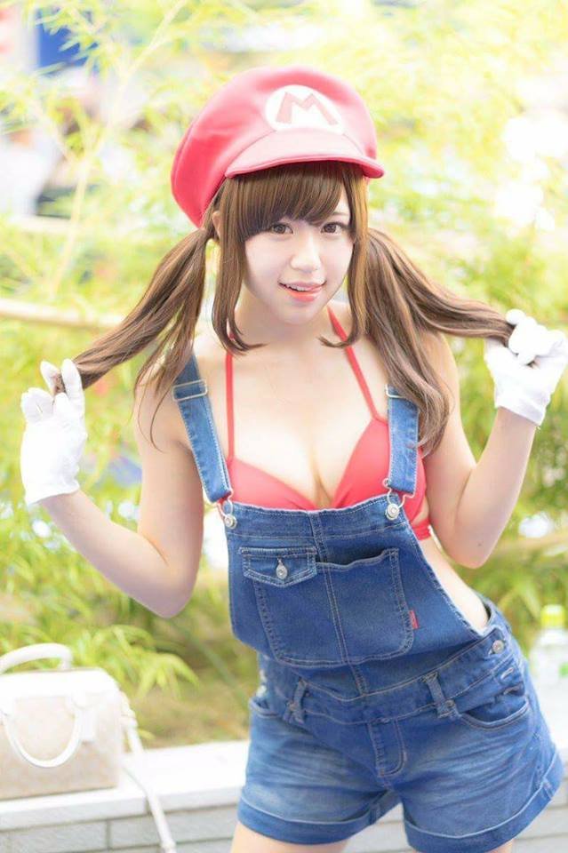 Cosplay nhân vật Mario phiên bản 