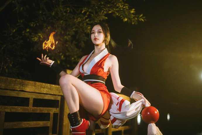 Cùng ngắm cosplay Mai Shiranui cực gợi cảm đốn tim fan hâm mộ