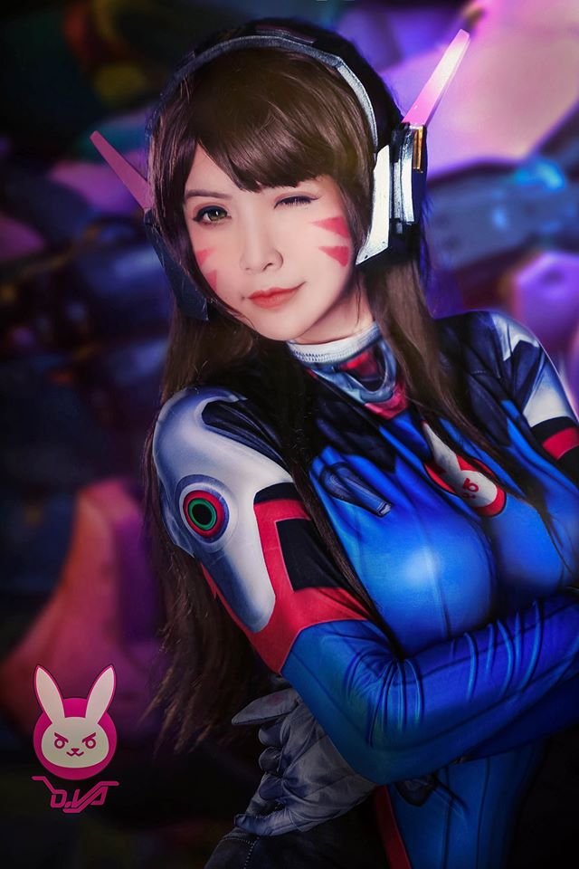 Cosplay D.Va tuyệt đẹp từ hot girl người Mỹ gốc Việt Hana Đinh