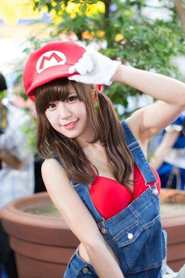 Cosplay nhân vật Mario phiên bản 