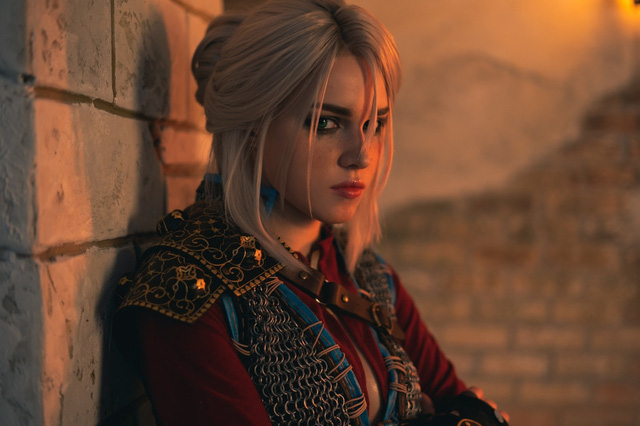 Ngắm nhìn nàng Ciri của The Witcher phiên bản siêu chân dài gợi cảm và quyến rũ - Ảnh 1.