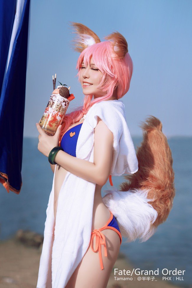 Tuyệt vời cosplay Cửu Vĩ Linh Hồ cực nóng bỏng trong Fate/Grand Order