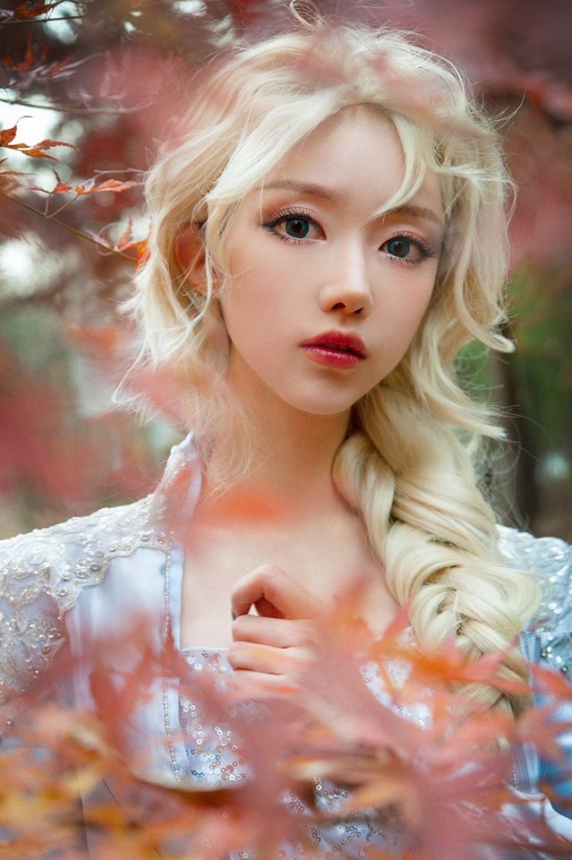 Ngẩn ngơ ngắm công chúa Elsa bước ra đời thật đẹp hơn cả trong phim Frozen - Ảnh 8.