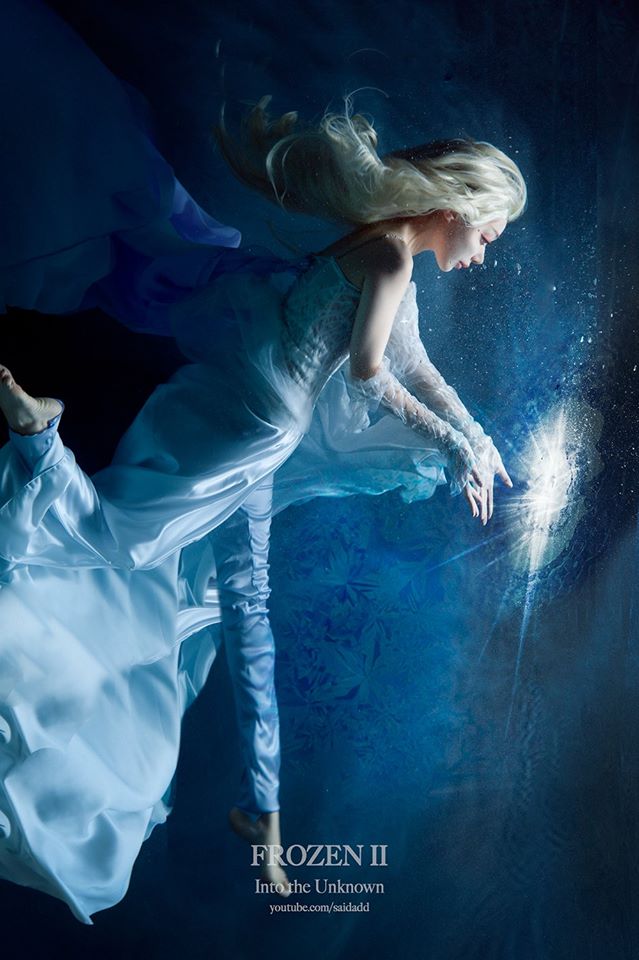 Ngẩn ngơ ngắm công chúa Elsa bước ra đời thật đẹp hơn cả trong phim Frozen - Ảnh 12.