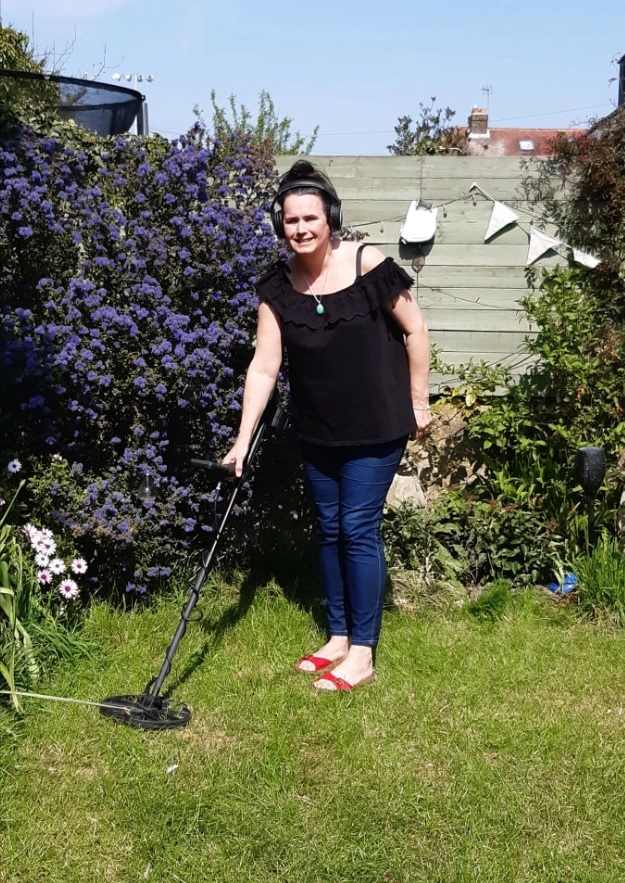 amanda-metal-detector