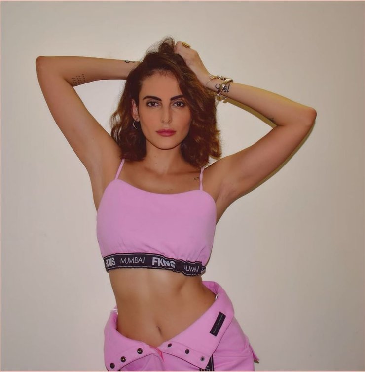 Mandana Karimi 47