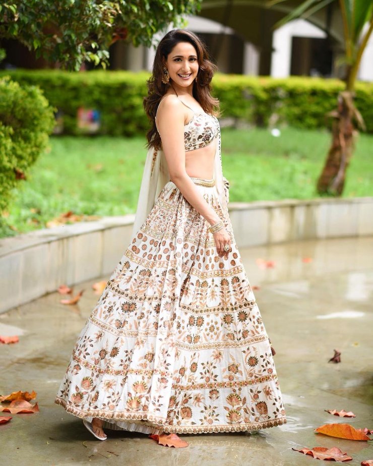 Pragya Jaiswal 27