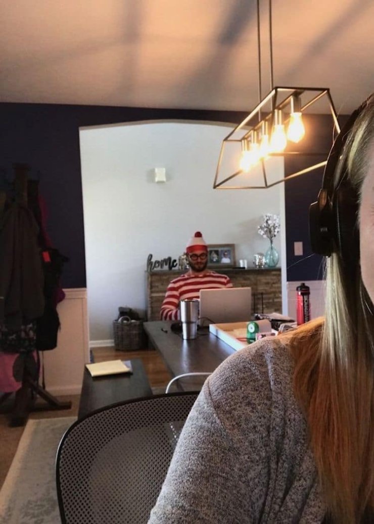 Zoom Photo Bombing 5
