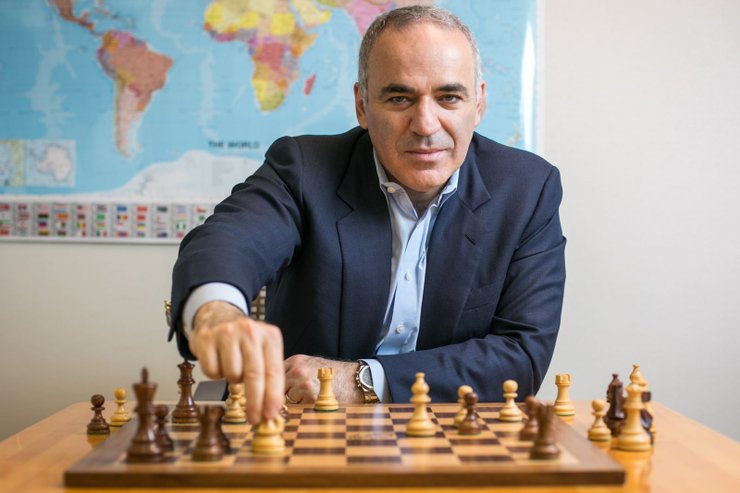 hvad er GARRY Kasparovs ik? baseret på disse tests kan Kasparovs intelligens kun siges at være betydeligt over gennemsnittet, men er ikke nær så høj som intelligens fra århundredets genier, der inkluderer Goethe og Einstein. Deres intelligenskvotient blev posthumt estimeret til 200 af nogle psykologer og 180 af andre. Men dette viser, at der ikke er nogen sammenhæng mellem IK og skakspillernes færdighedsniveauer.'S IQ? -magnus carlsen IQ