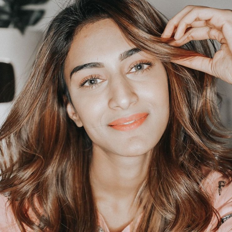Erica Fernandes 1