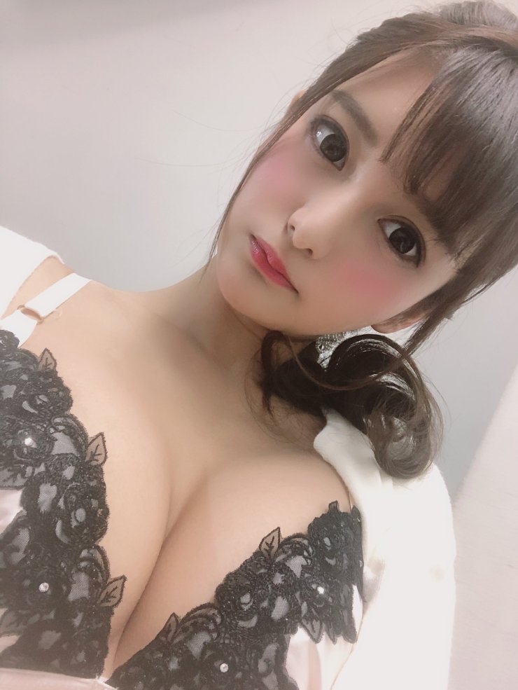 Marin Hinata 2