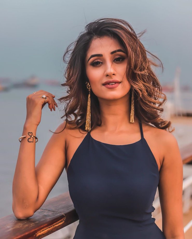 These Hottest Bikini Photos Of Maera Mishra Blow Your Mind