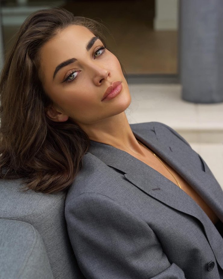 Amy Jackson 34