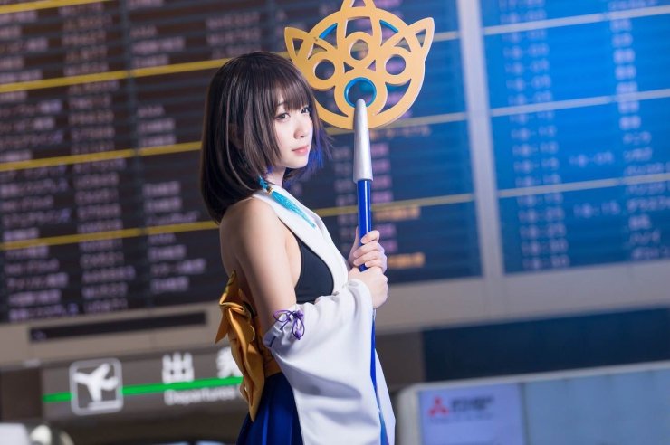 Iori Moe Cosplay Yuna