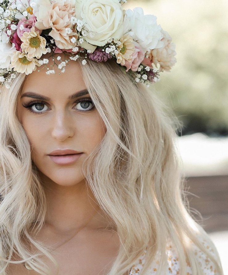 Anna Nystrom Steals Your Heart With These Bewitching Looks