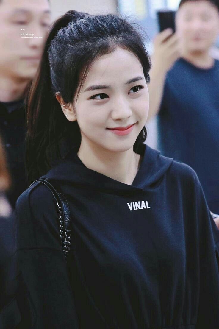 BLACKPINK Kim Jisoo 3