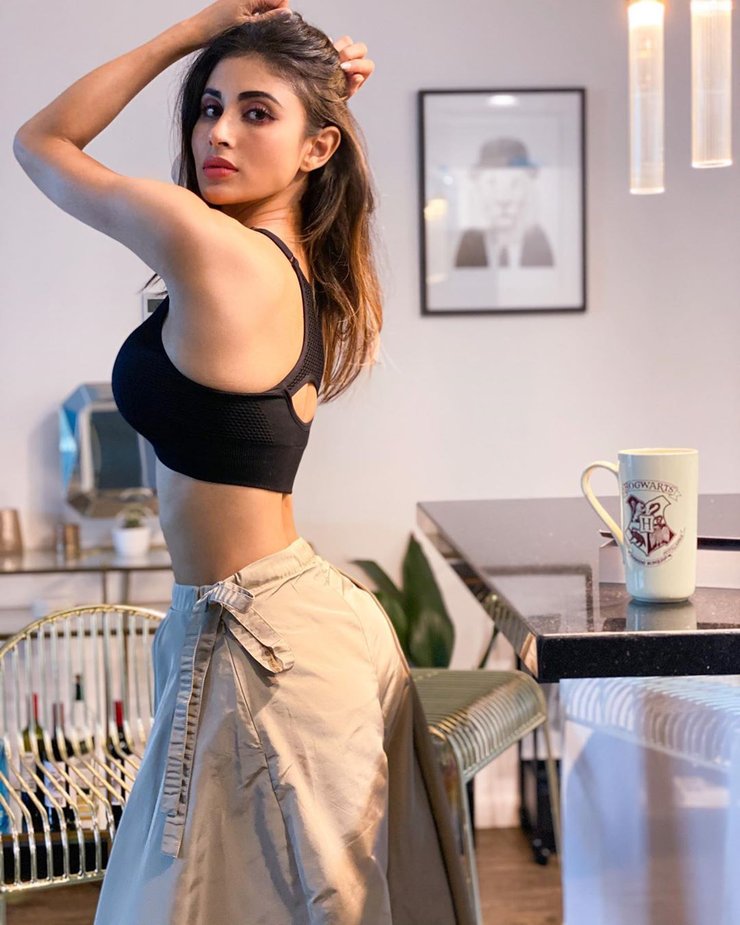 Mouni Roy