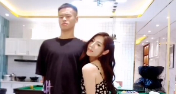 Dance Streamer