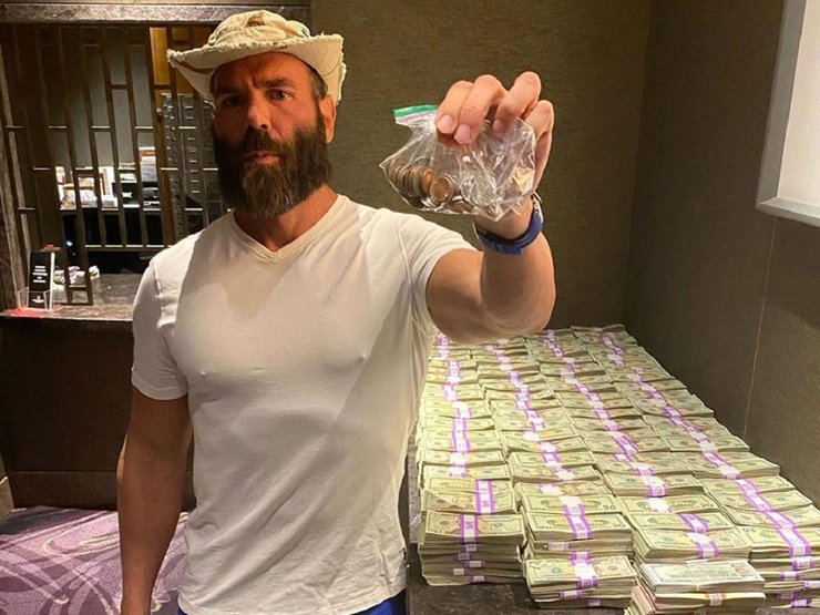 King Of Instagram Dan Bilzerian S Luxurious Life Is Built On Lies